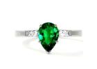 Best Tsavorite Rings in Bar Set